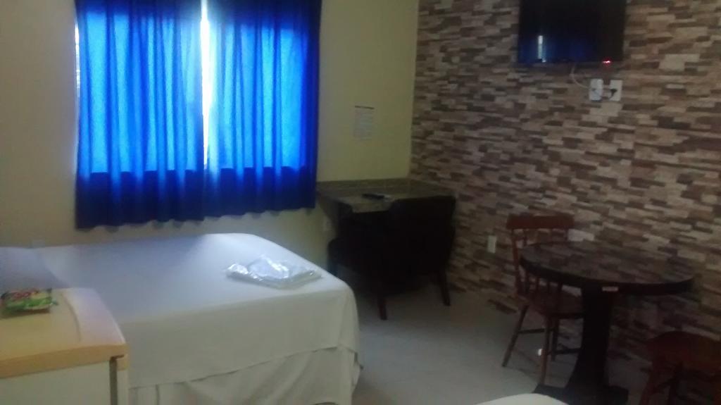Hotel Dois Candangos Núcleo Bandeirante Habitación foto