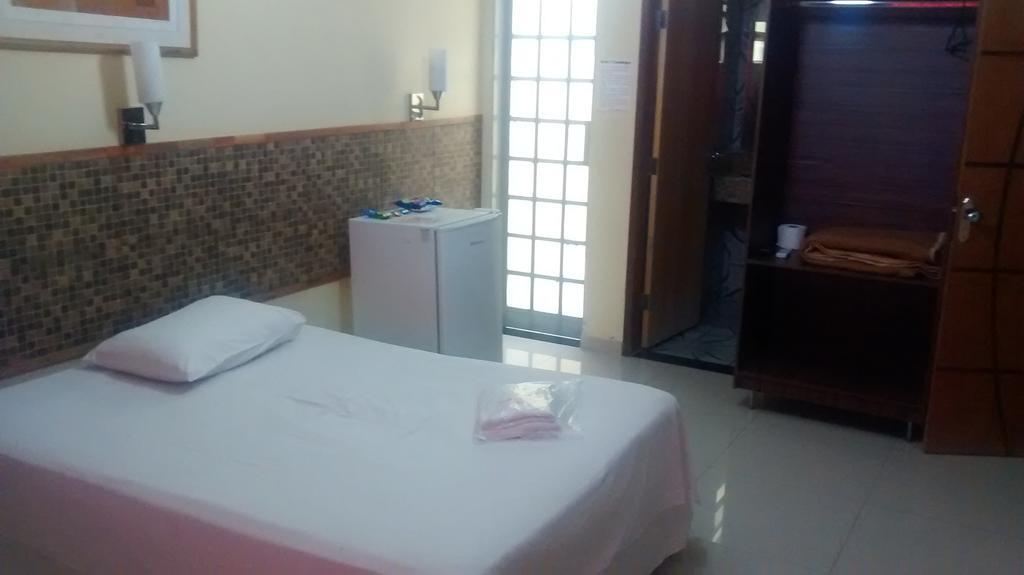 Hotel Dois Candangos Núcleo Bandeirante Habitación foto